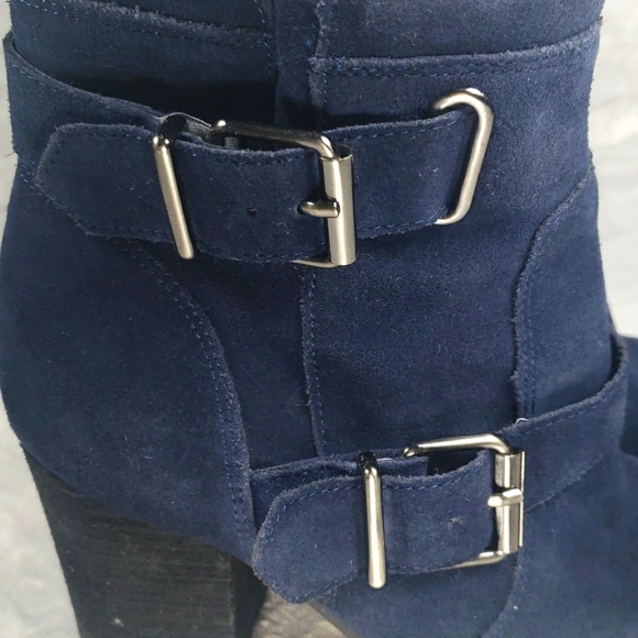 Vince Camuto Upper Navy Blue Velvet Women's Booties 💙 Size 7m - Picture 6 of 14